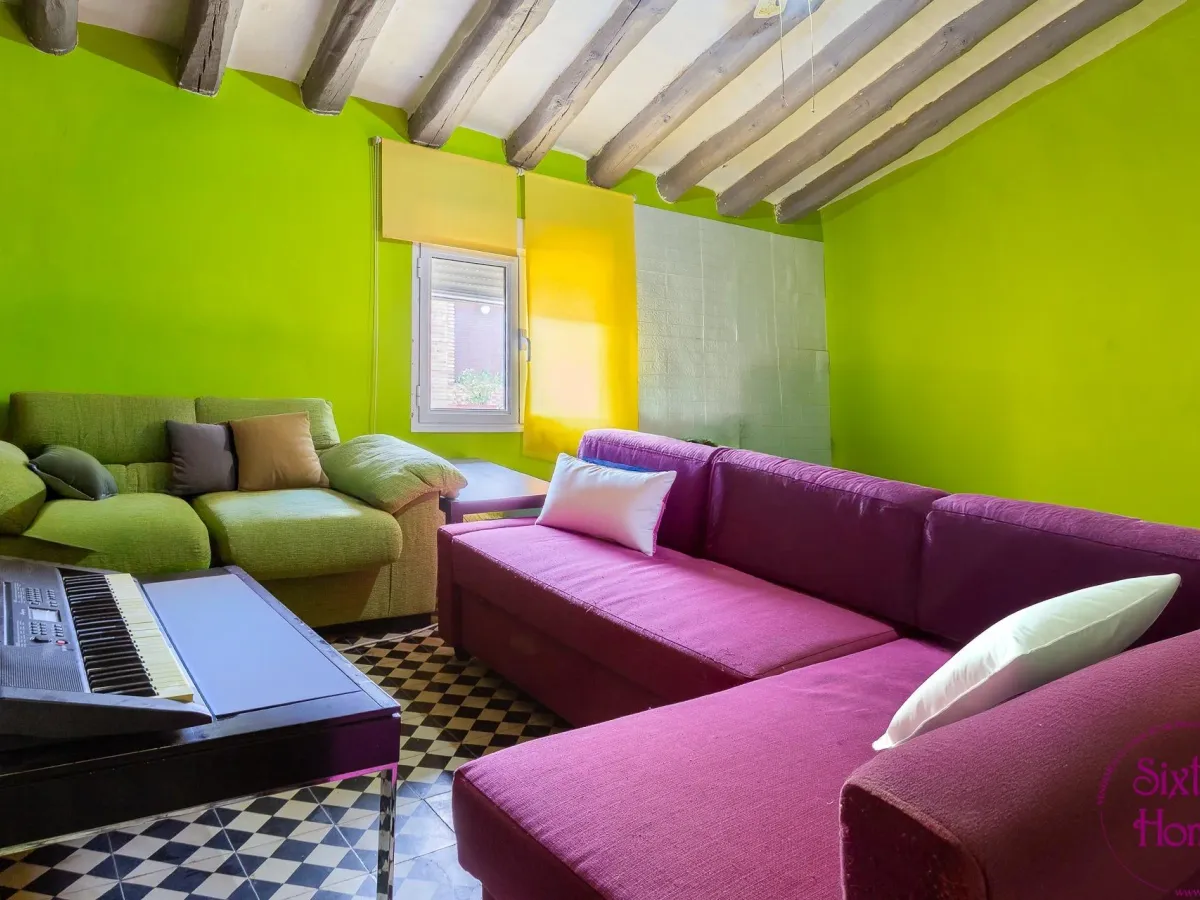 Casa de dos plantas en la Joyosa