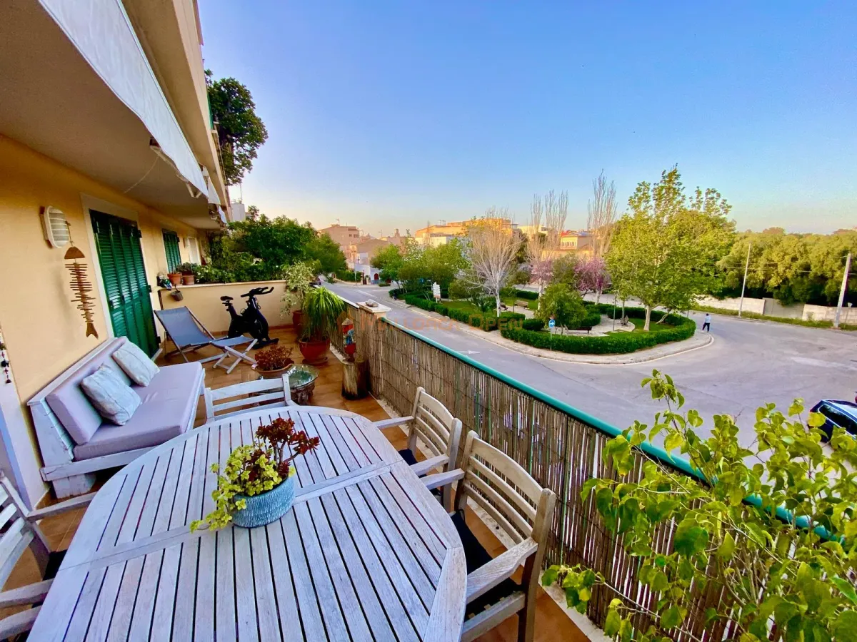 Alquiler temporal en Cala Petita – Piso con ascensor y balcón exterior