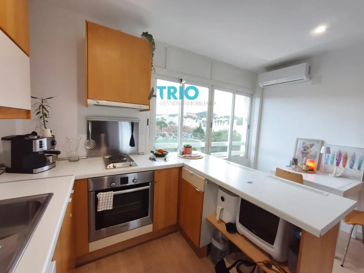 Apartamento reformado a 150 m de la playa en Santa Ponsa – Listo para entrar a vivir