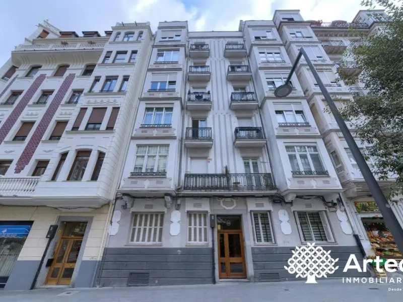 Venta Piso en Bilbao. Zona Indautxu
