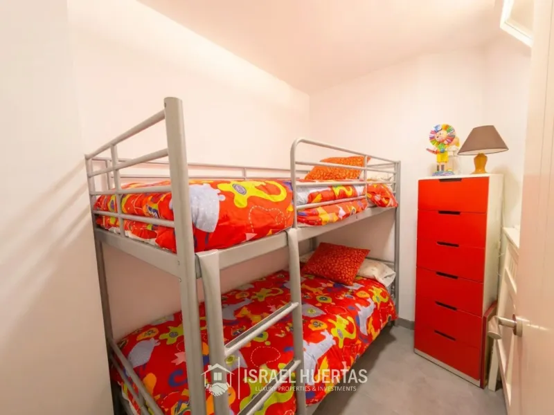 Apartamento en venta en Centro Internacional, Torrox Costa, 2 dormitorios y vistas al mar