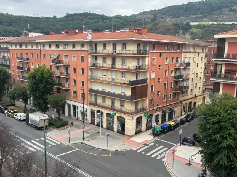 SE VENDE PISO EN LEHENDAKARI AGIRRE