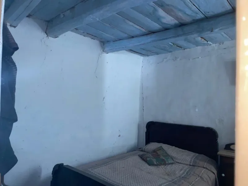 CASA CON PATIO PARA REFORMA INTEGRAL EN VALLECILLO (LEON)