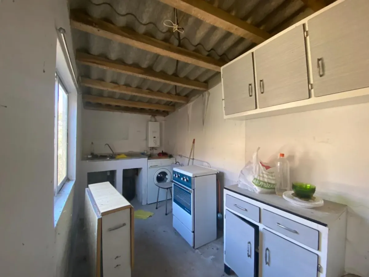 CASA CON PATIO PARA REFORMA INTEGRAL EN VALLECILLO (LEON)