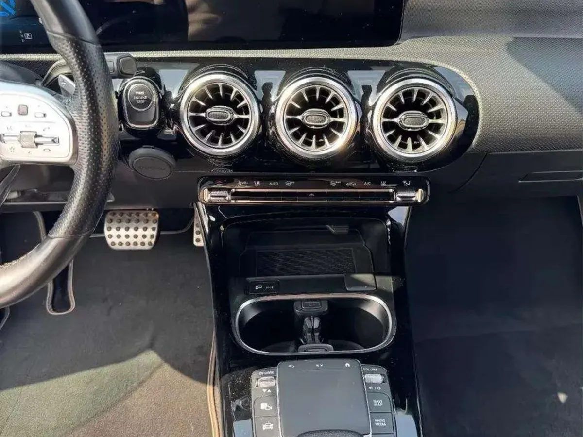 Mercedes CLA CLA 250 e G2325