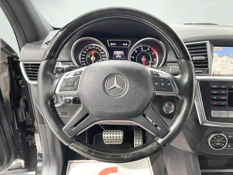 Mercedes Clase GL GL 63 AMG G8428