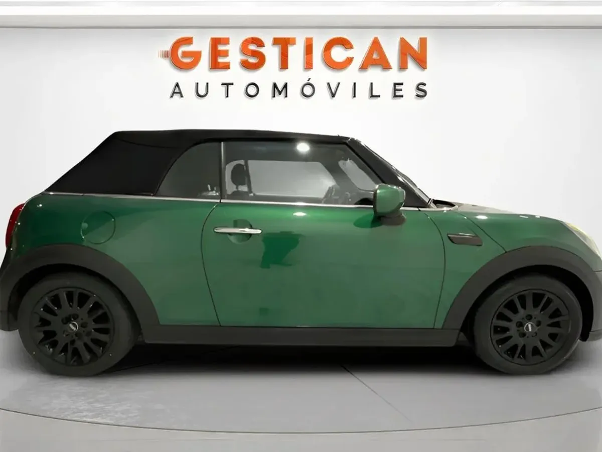 MINI Cooper Cabrio G0646