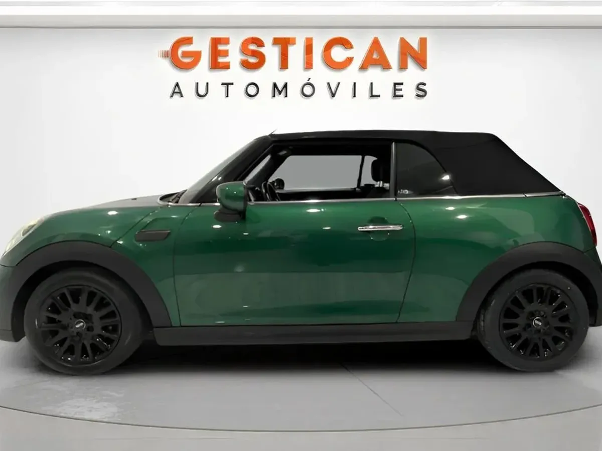 MINI Cooper Cabrio G0646