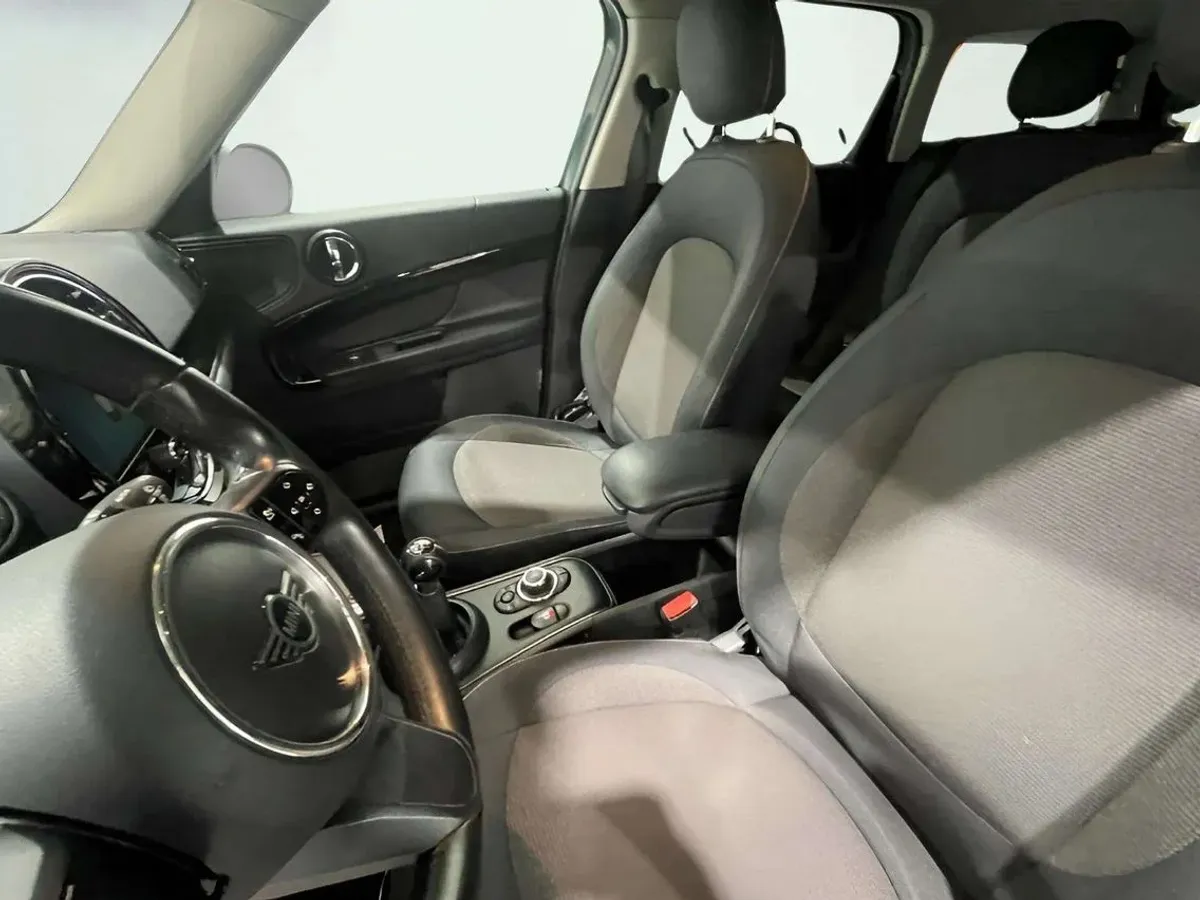 MINI Countryman Cooper G5249