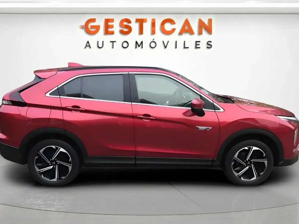 Mitsubishi Eclipse Cross 2.4 PHEV Kaiteki Auto 4WD G7481