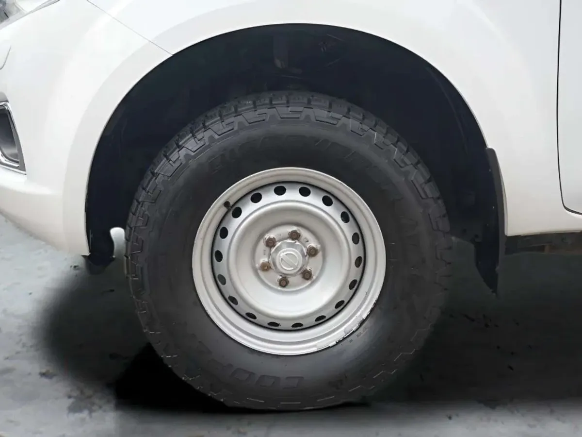 Nissan Navara Doble Cabina 2.3DCI 120KW (160CV) Visia