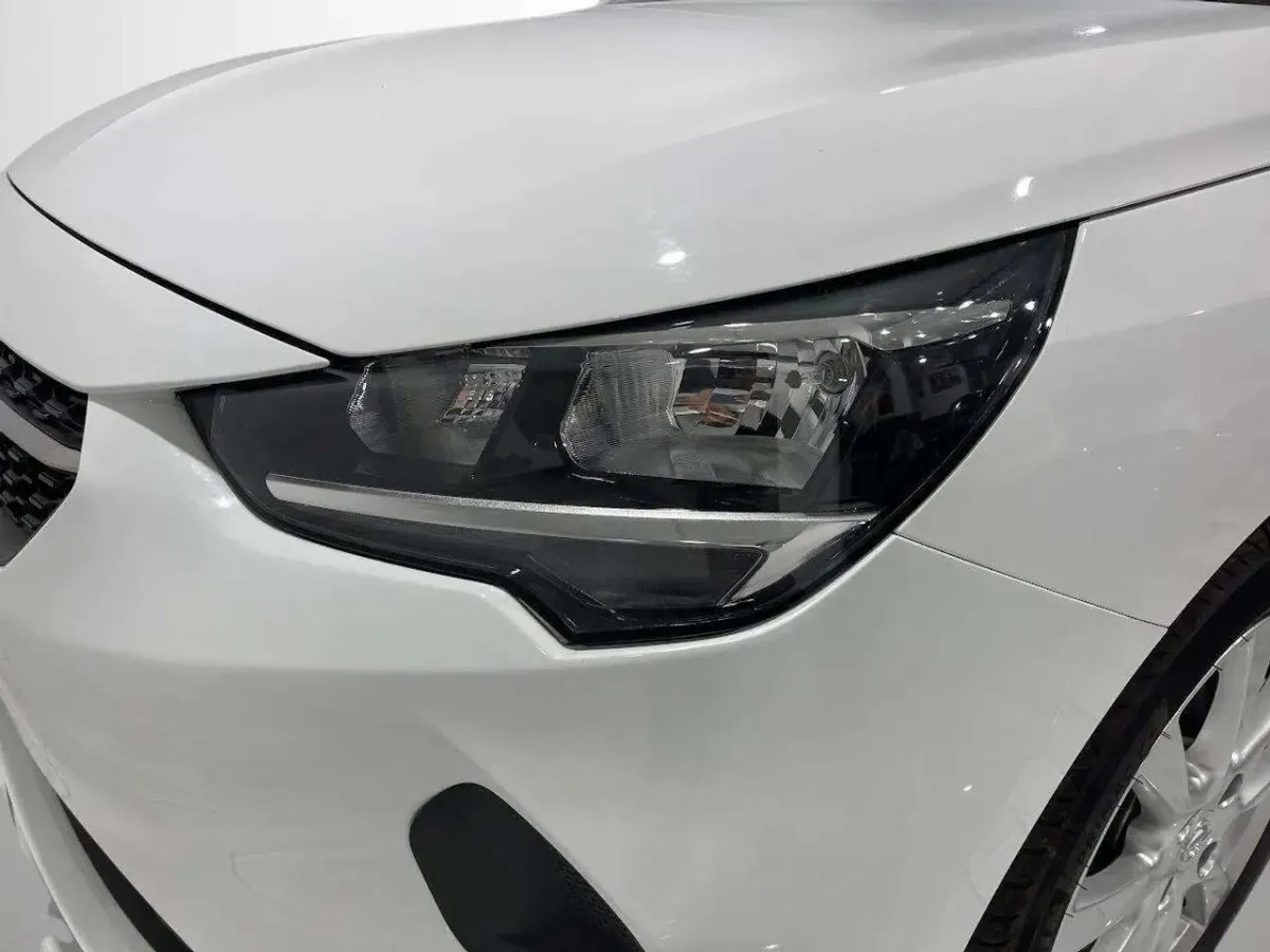 Opel Corsa 1.2T XHL 74kW (100CV) Edition G5698