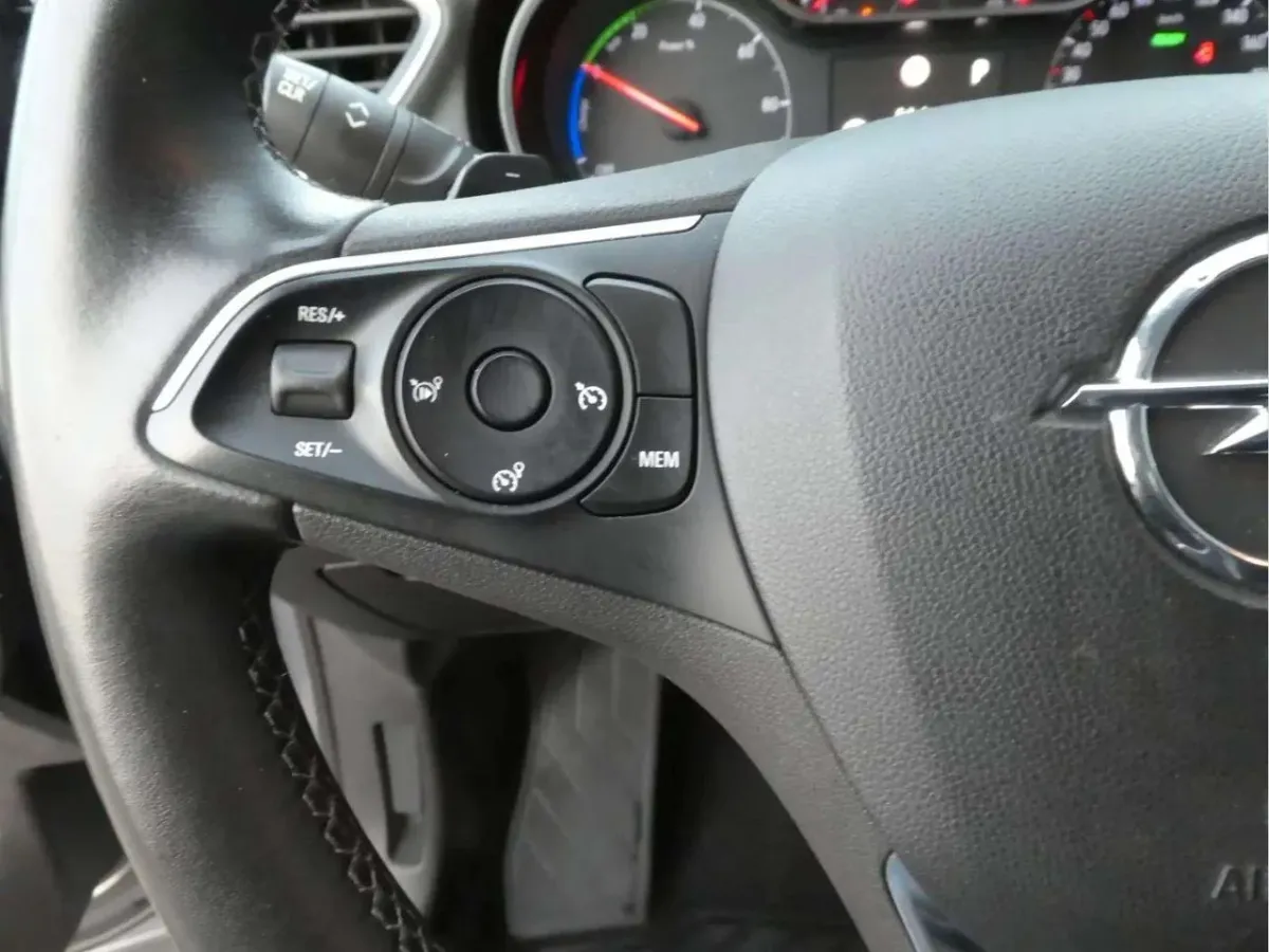 Opel Grandland X 1.6 Turbo Edition Auto 4x2 G9104