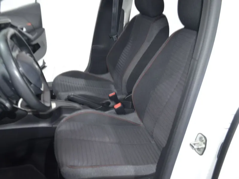 Peugeot 2008 Active Pack Puretech 100 S&amp;S BVM6 G1771