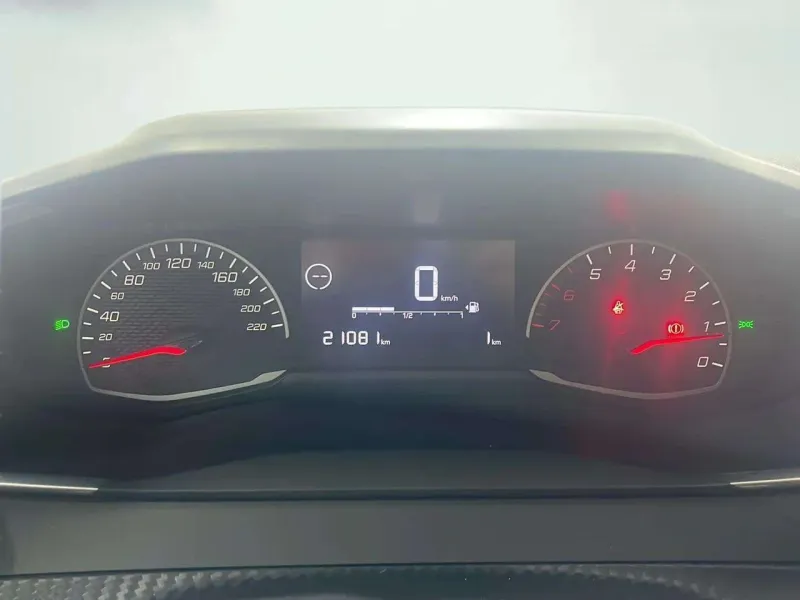 Peugeot 2008 Active Puretech 100 S&amp;S BVM6 G1470