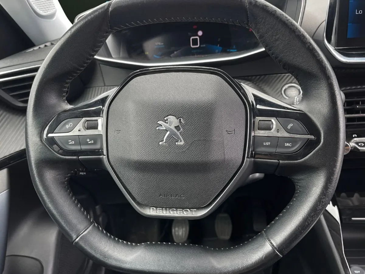 Peugeot 2008 Allure Pack Puretech 130 S&amp;S EAT8 G5004