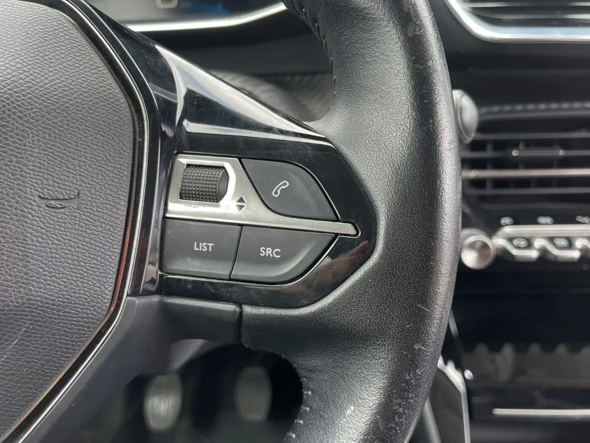 Peugeot 2008 Allure Pack Puretech 130 S&amp;S EAT8 G5004