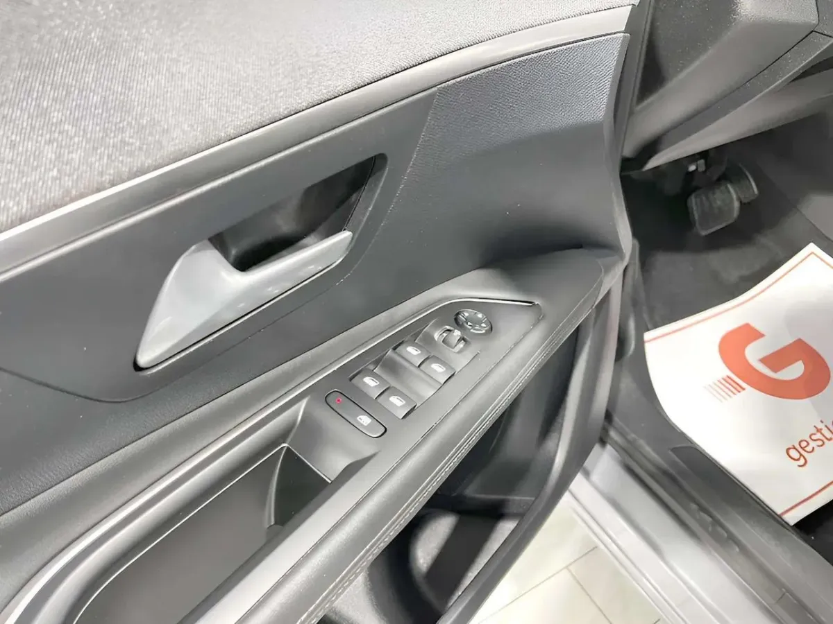 Peugeot 3008 Hybrid 225 e-EAT8 Allure G1087