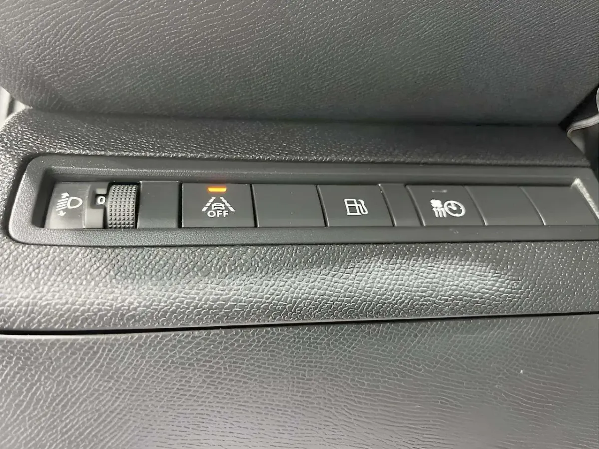 Peugeot 3008 Hybrid 225 e-EAT8 Allure G1087