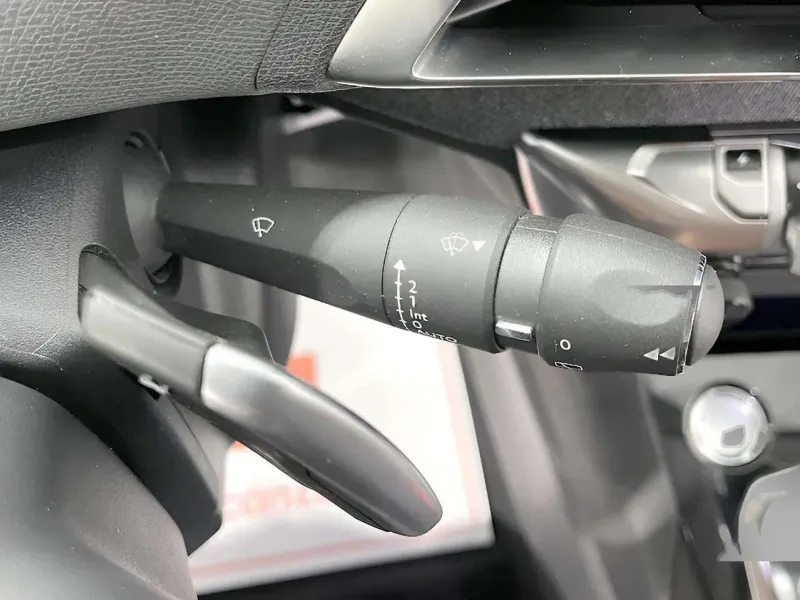 Peugeot 3008 Hybrid 225 e-EAT8 Allure G1087