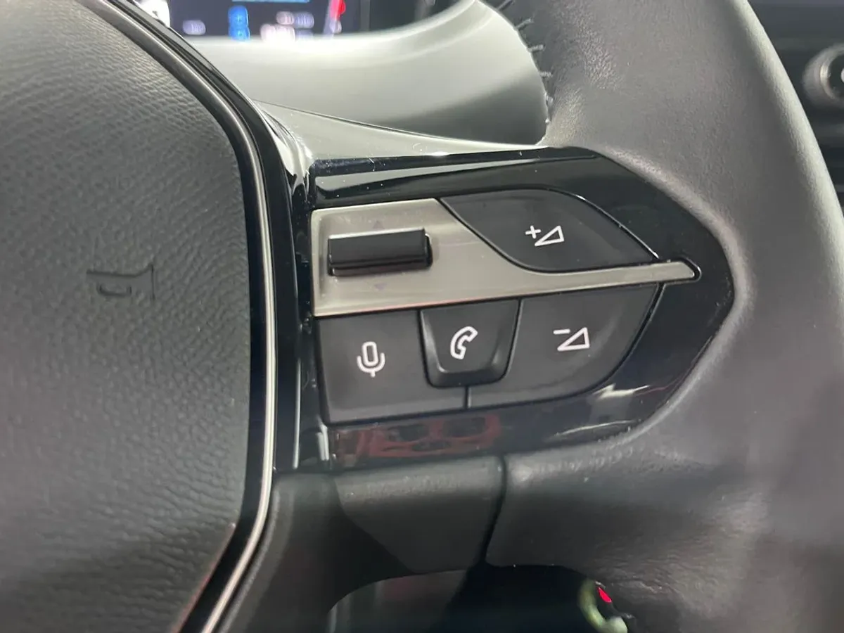 Peugeot Rifter Allure BlueHDi 100 S&amp;S 6 Vel. MAN Long G5971