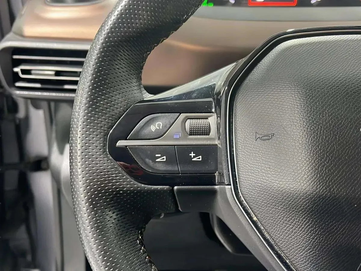 Peugeot Rifter GT Line Long BlueHDi 73kW G0994