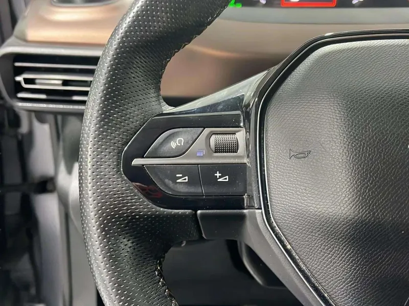 Peugeot Rifter GT Line Long BlueHDi 73kW G0994