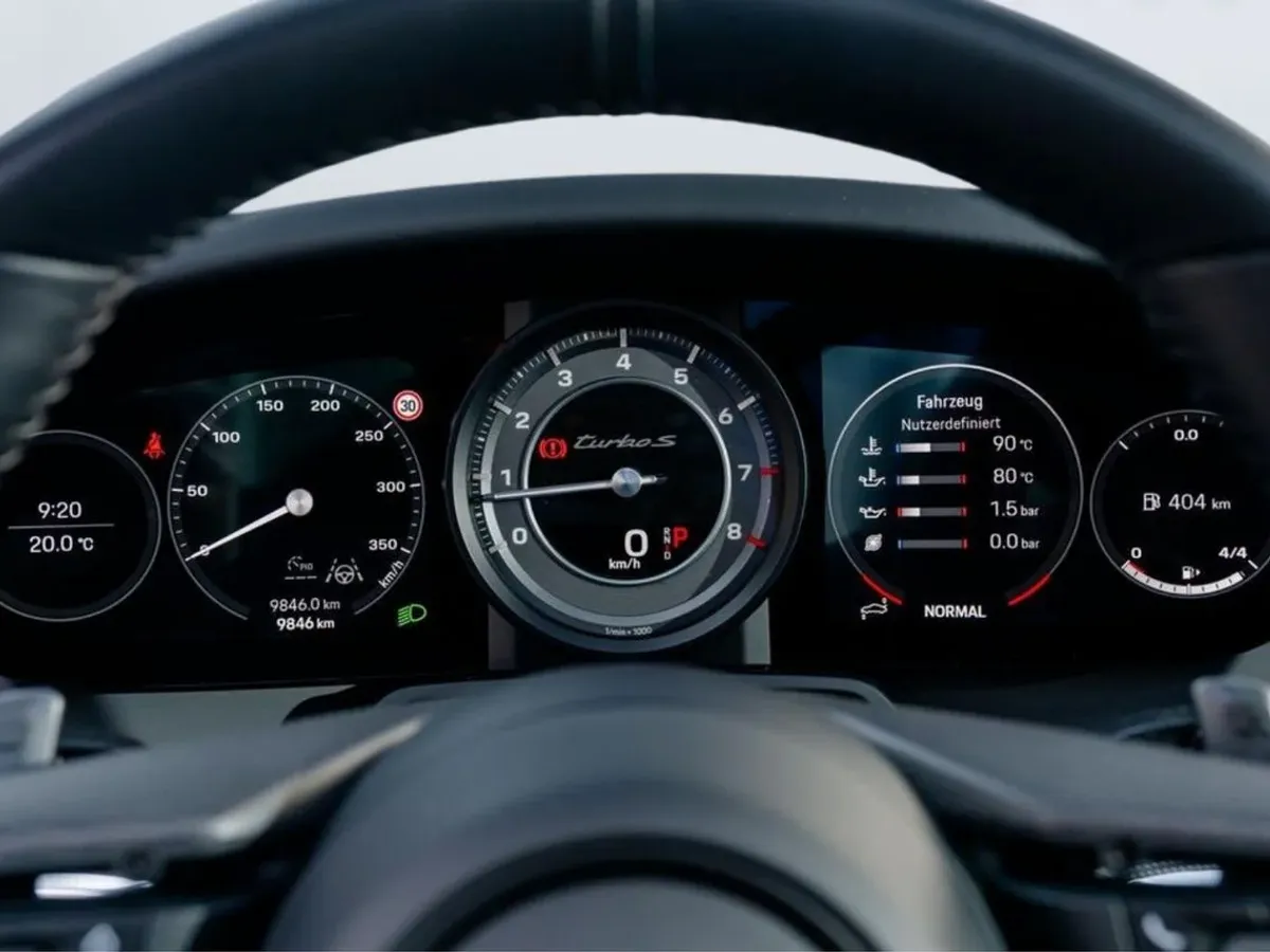 Porsche 911 Turbo S G1010100110