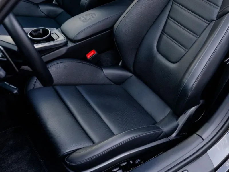 Porsche 911 Turbo S G1010100110