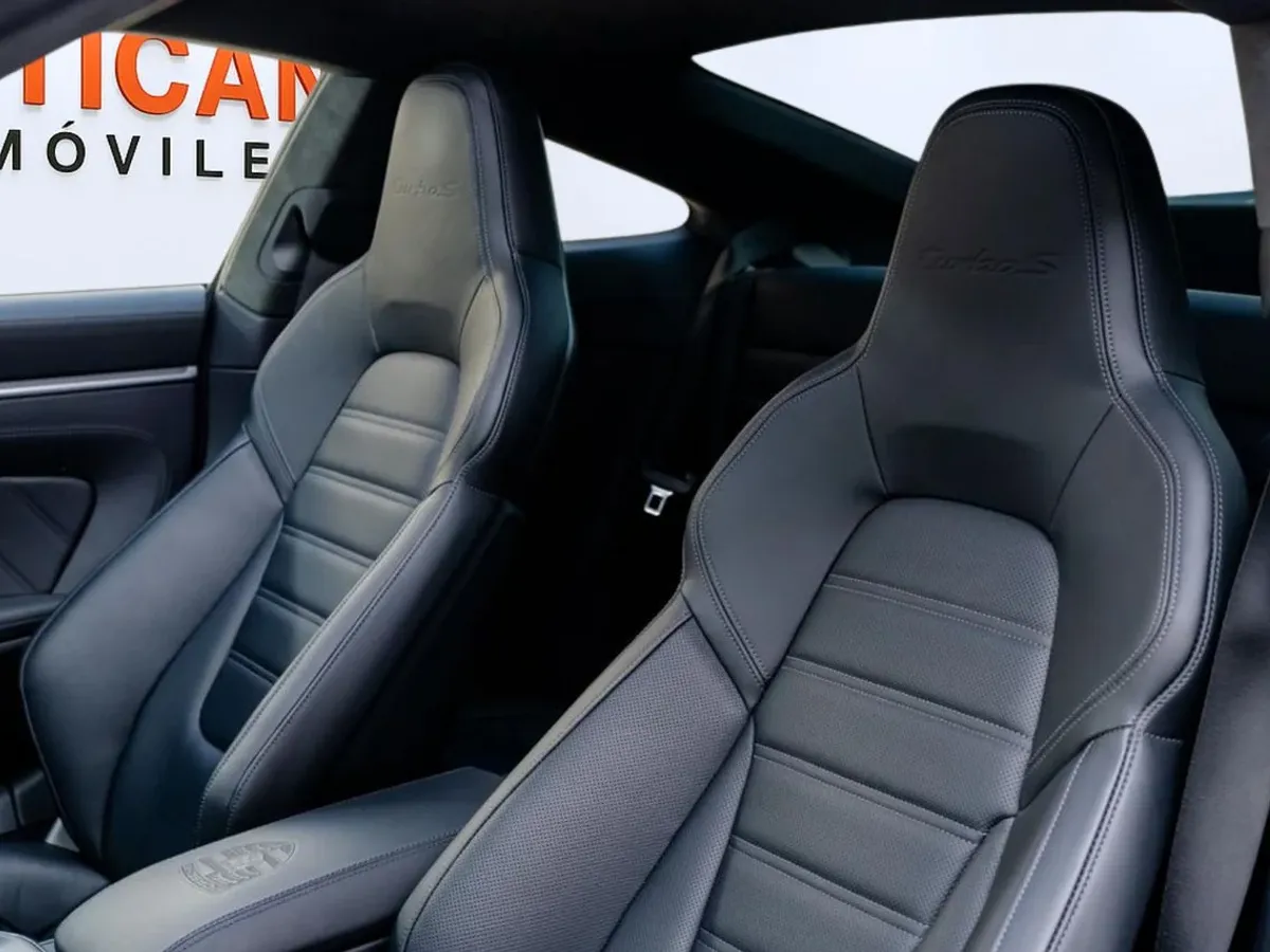 Porsche 911 Turbo S G1010100110