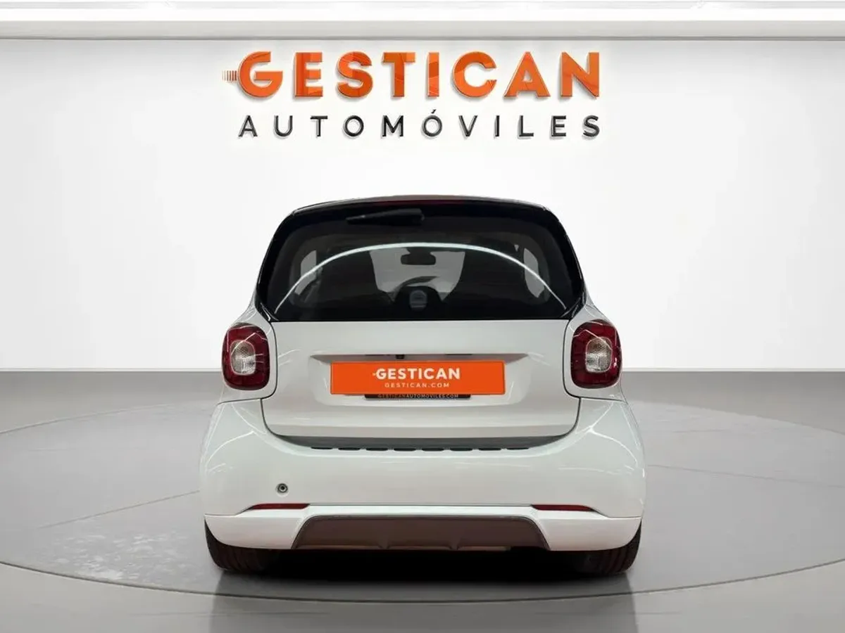 Smart Fortwo 0.9 66kW (90CV) COUPE G9010