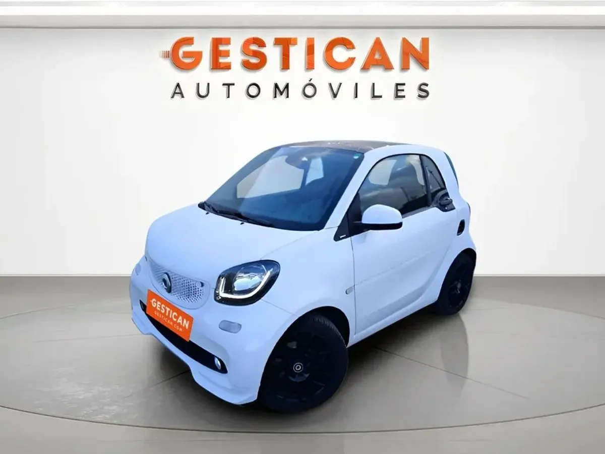 Smart Fortwo 0.9 66kW (90CV) COUPE Urbanshadow Editio G8633