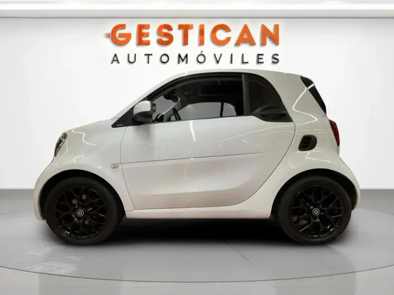 Smart Fortwo 0.9 66kW (90CV) COUPE Urbanshadow Editio G8633