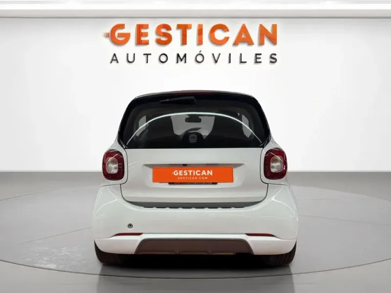 Smart Fortwo 0.9 66kW (90CV) COUPE Urbanshadow Editio G8633