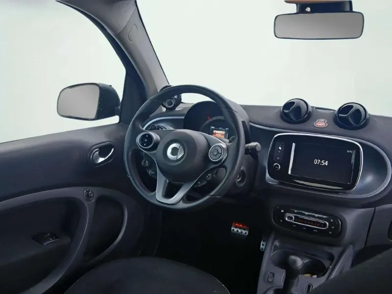 Smart Fortwo 0.9 66kW (90CV) COUPE Urbanshadow Editio G8633