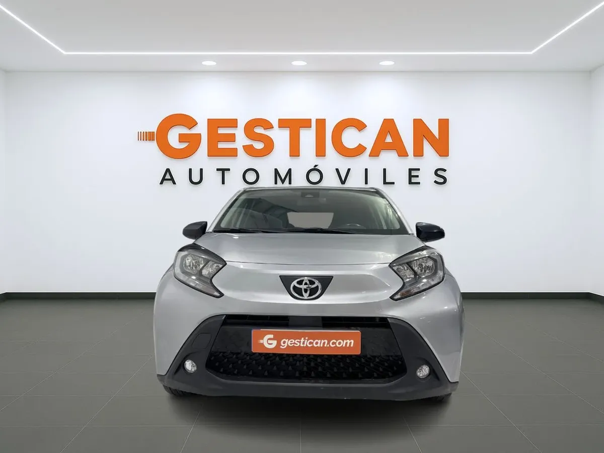 Toyota Aygo X Cross 1.0 VVT-I 72CV Play G6385