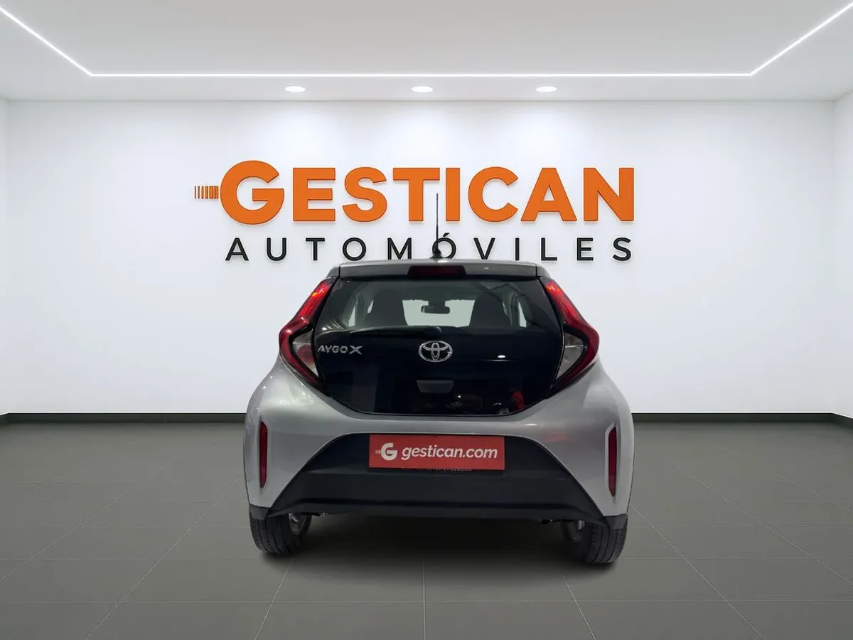 Toyota Aygo X Cross 1.0 VVT-I 72CV Play G6385