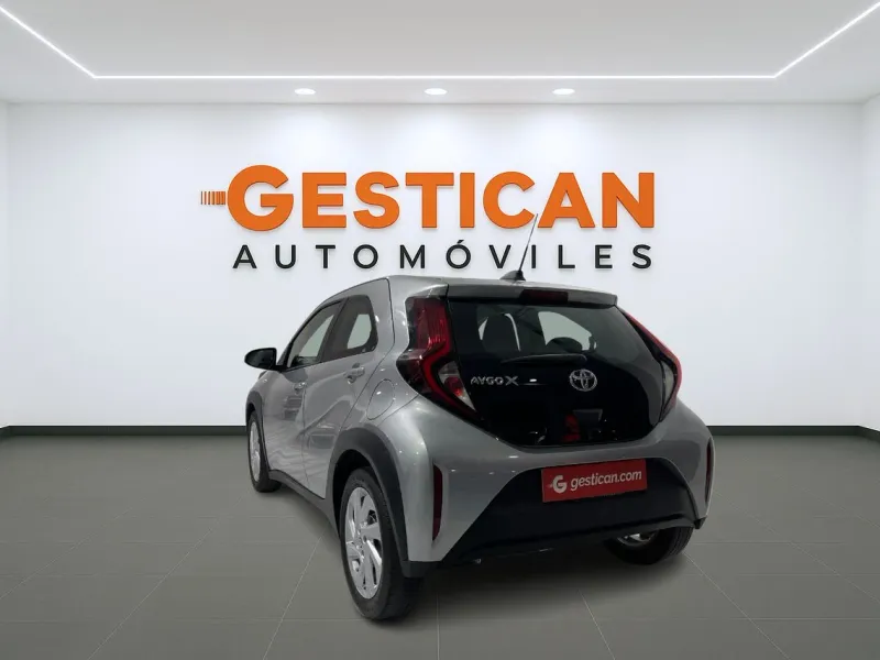 Toyota Aygo X Cross 1.0 VVT-I 72CV Play G6385