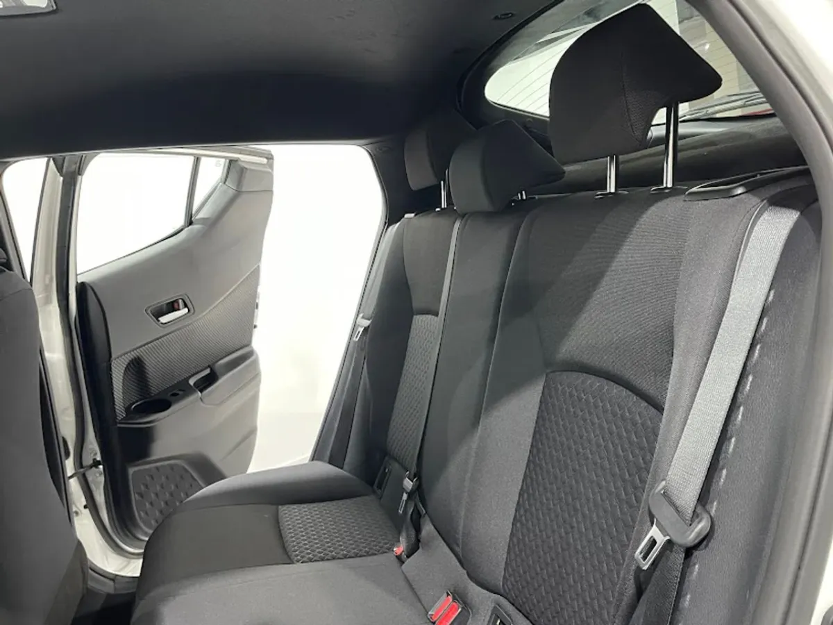 Toyota C-HR 1.8 125H Active G7715