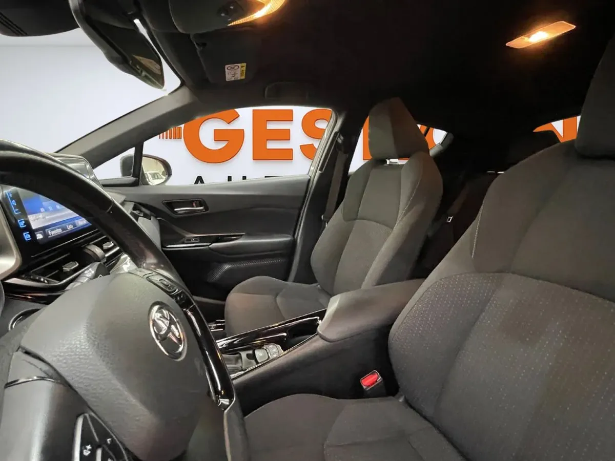 Toyota C-HR 1.8 125H Advance G7244