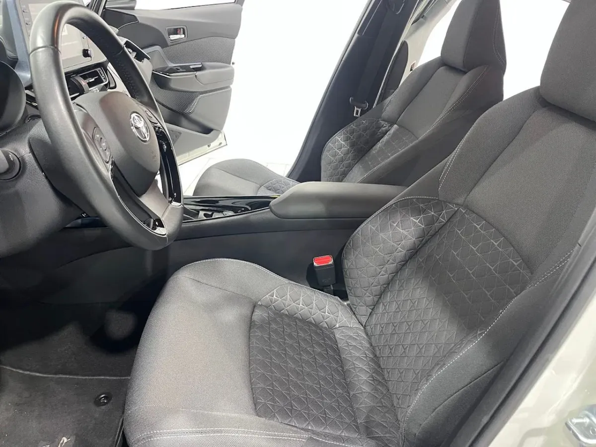 Toyota C-HR 1.8 125H Advance G9143V