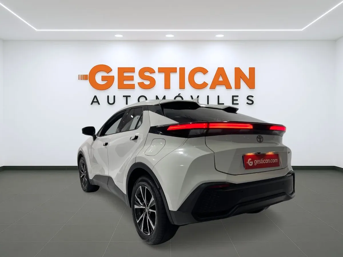 Toyota C-HR 1.8 140H Advance G0642