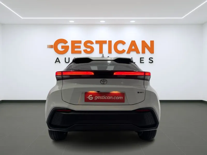 Toyota C-HR 1.8 140H Advance G0642