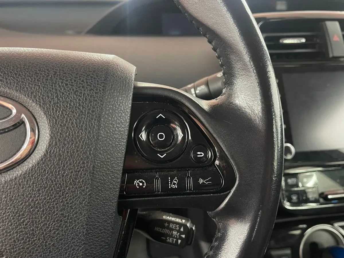 Toyota Prius Plug-In 125PH Advance G9027