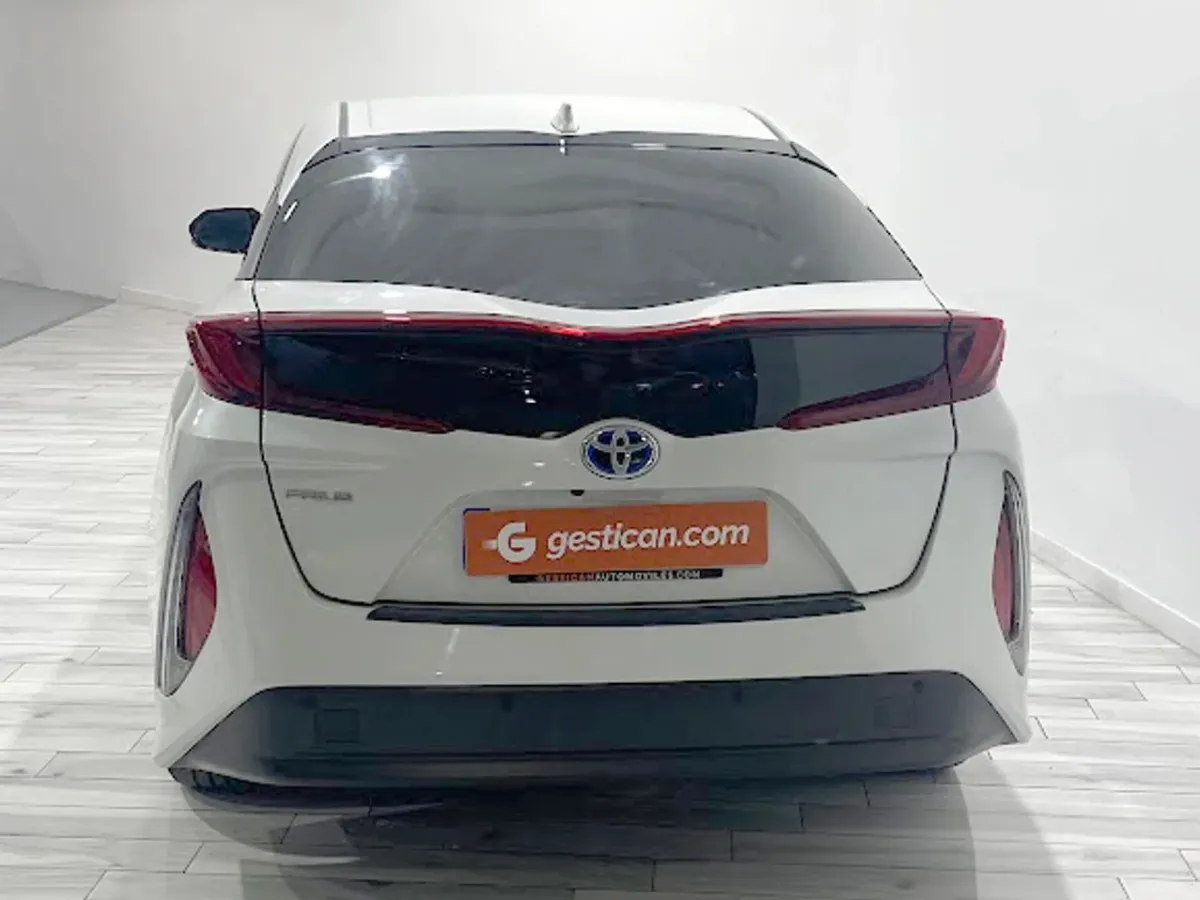 Toyota Prius Plug-In 125PH Advance G9165