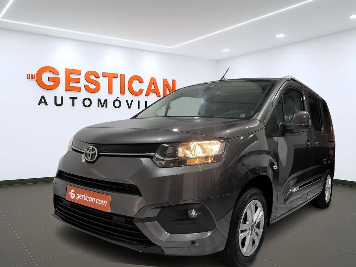 Toyota Proace City Verso 1.2 81kW (110CV) Family Active L1 G1008LPW