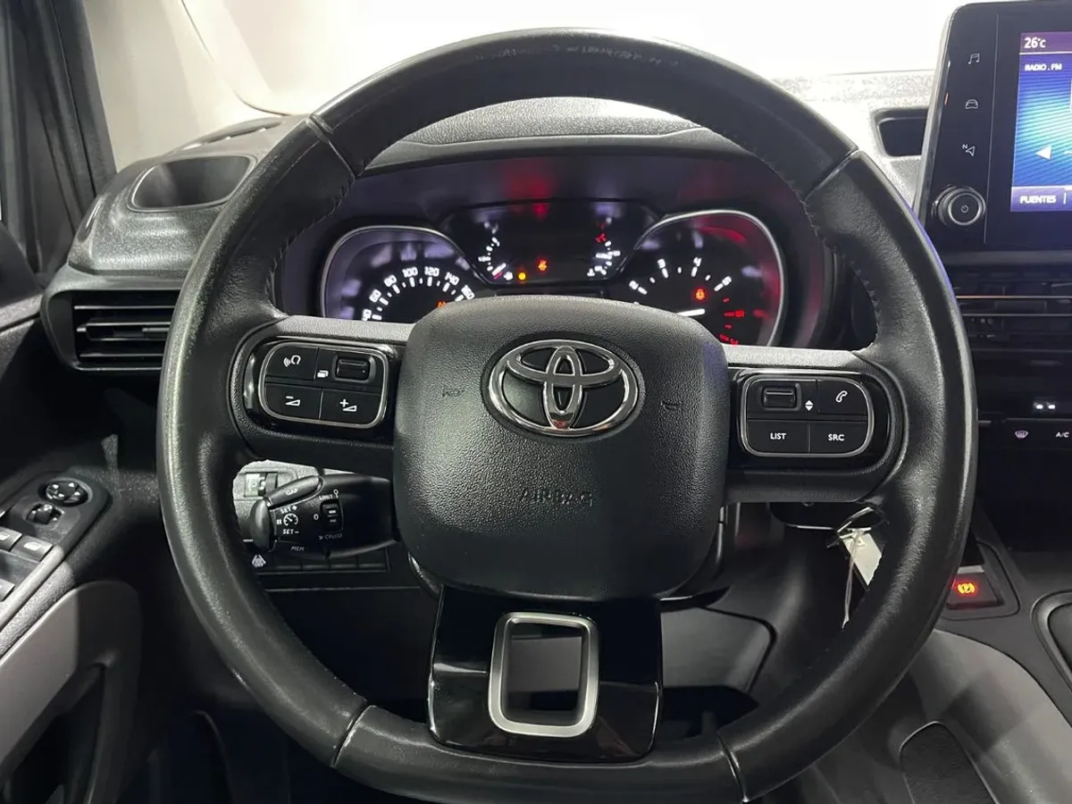 Toyota Proace City Verso 1.2 81kW (110CV) Family Active L1 G1008LPW