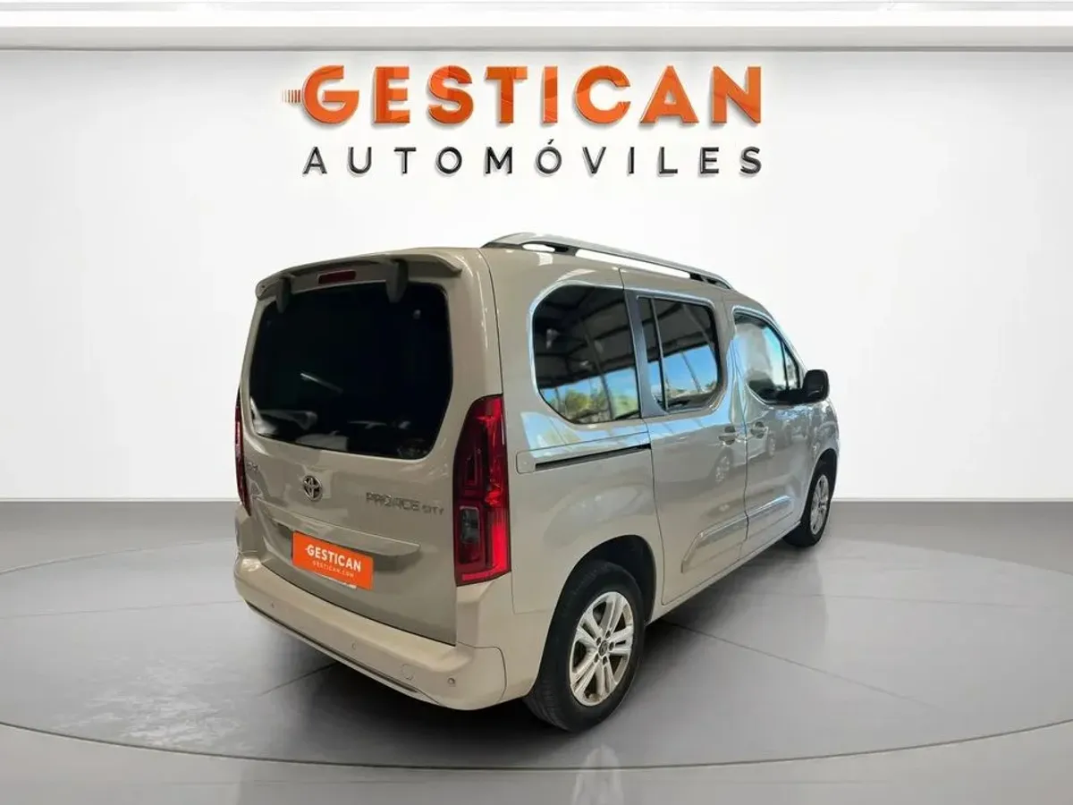 Toyota Proace City Verso 1.2 96kW (130CV) Family Active Auto L1 G8603