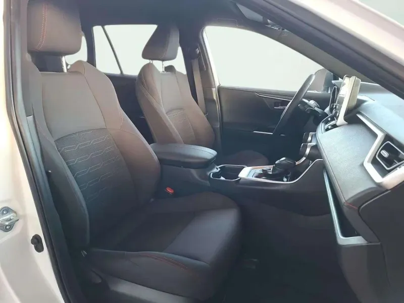 Toyota Rav4 2.5l PLUG-IN 300PH (e-CVT) Advance G4960