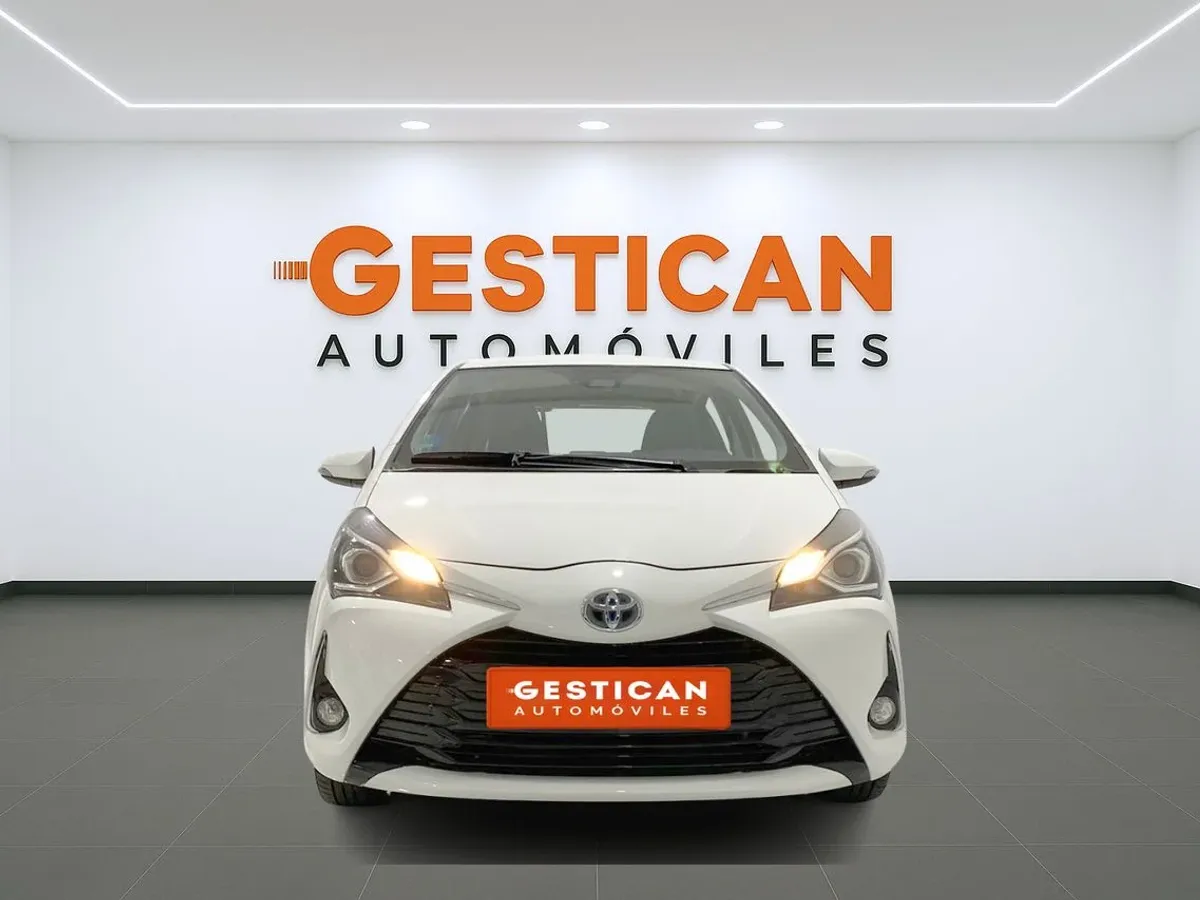 Toyota Yaris 1.5 100H Active G1553